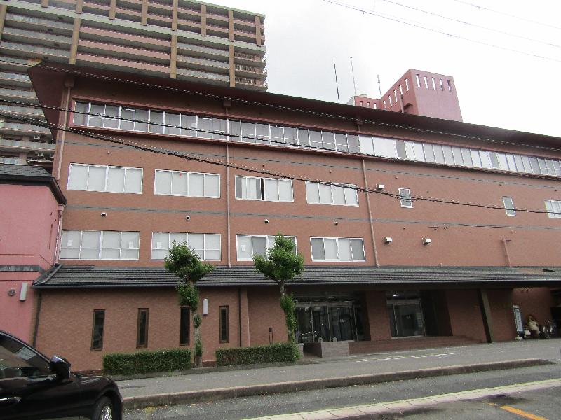 アヤハレークサイドホテルの外観