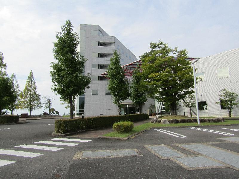 クレフィール湖東の外観